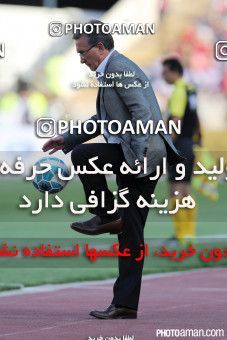 381489, Tehran, Iran, لیگ برتر فوتبال ایران، Persian Gulf Cup، Week 30، Second Leg، Persepolis 2 v 1 Rah Ahan on 2016/05/13 at Azadi Stadium
