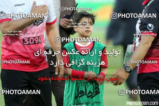 381614, Tehran, Iran, لیگ برتر فوتبال ایران، Persian Gulf Cup، Week 30، Second Leg، Persepolis 2 v 1 Rah Ahan on 2016/05/13 at Azadi Stadium