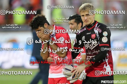 381651, Tehran, Iran, لیگ برتر فوتبال ایران، Persian Gulf Cup، Week 30، Second Leg، Persepolis 2 v 1 Rah Ahan on 2016/05/13 at Azadi Stadium