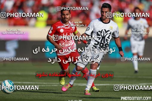 379982, Tehran, Iran, لیگ برتر فوتبال ایران، Persian Gulf Cup، Week 30، Second Leg، Persepolis 2 v 1 Rah Ahan on 2016/05/13 at Azadi Stadium