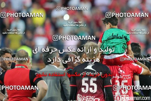 381641, Tehran, Iran, لیگ برتر فوتبال ایران، Persian Gulf Cup، Week 30، Second Leg، Persepolis 2 v 1 Rah Ahan on 2016/05/13 at Azadi Stadium