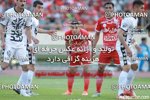 380762, Tehran, Iran, لیگ برتر فوتبال ایران، Persian Gulf Cup، Week 30، Second Leg، Persepolis 2 v 1 Rah Ahan on 2016/05/13 at Azadi Stadium