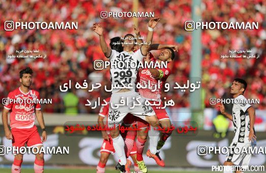 381497, Tehran, Iran, لیگ برتر فوتبال ایران، Persian Gulf Cup، Week 30، Second Leg، Persepolis 2 v 1 Rah Ahan on 2016/05/13 at Azadi Stadium