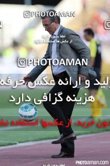 381488, Tehran, Iran, لیگ برتر فوتبال ایران، Persian Gulf Cup، Week 30، Second Leg، Persepolis 2 v 1 Rah Ahan on 2016/05/13 at Azadi Stadium