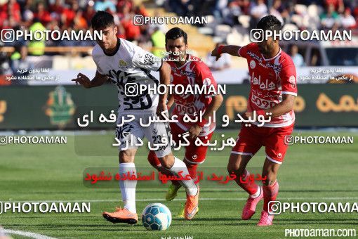 380845, Tehran, Iran, لیگ برتر فوتبال ایران، Persian Gulf Cup، Week 30، Second Leg، Persepolis 2 v 1 Rah Ahan on 2016/05/13 at Azadi Stadium