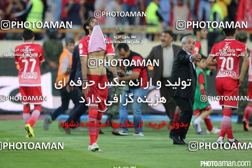 381624, Tehran, Iran, لیگ برتر فوتبال ایران، Persian Gulf Cup، Week 30، Second Leg، Persepolis 2 v 1 Rah Ahan on 2016/05/13 at Azadi Stadium