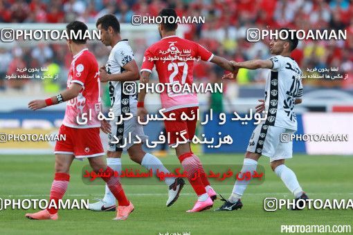 378897, Tehran, Iran, لیگ برتر فوتبال ایران، Persian Gulf Cup، Week 30، Second Leg، Persepolis 2 v 1 Rah Ahan on 2016/05/13 at Azadi Stadium