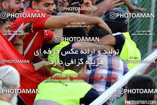 380813, Tehran, Iran, لیگ برتر فوتبال ایران، Persian Gulf Cup، Week 30، Second Leg، Persepolis 2 v 1 Rah Ahan on 2016/05/13 at Azadi Stadium