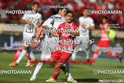 381494, Tehran, Iran, لیگ برتر فوتبال ایران، Persian Gulf Cup، Week 30، Second Leg، Persepolis 2 v 1 Rah Ahan on 2016/05/13 at Azadi Stadium