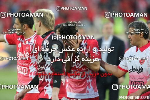 381655, Tehran, Iran, لیگ برتر فوتبال ایران، Persian Gulf Cup، Week 30، Second Leg، Persepolis 2 v 1 Rah Ahan on 2016/05/13 at Azadi Stadium
