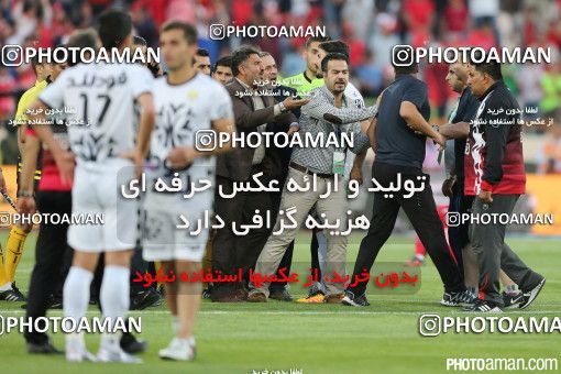 381586, Tehran, Iran, لیگ برتر فوتبال ایران، Persian Gulf Cup، Week 30، Second Leg، Persepolis 2 v 1 Rah Ahan on 2016/05/13 at Azadi Stadium