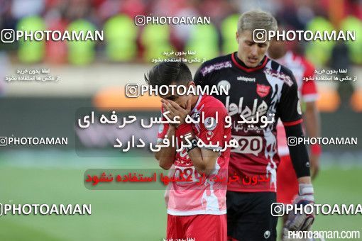 381593, Tehran, Iran, لیگ برتر فوتبال ایران، Persian Gulf Cup، Week 30، Second Leg، Persepolis 2 v 1 Rah Ahan on 2016/05/13 at Azadi Stadium