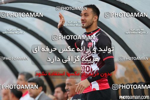 381524, Tehran, Iran, لیگ برتر فوتبال ایران، Persian Gulf Cup، Week 30، Second Leg، Persepolis 2 v 1 Rah Ahan on 2016/05/13 at Azadi Stadium