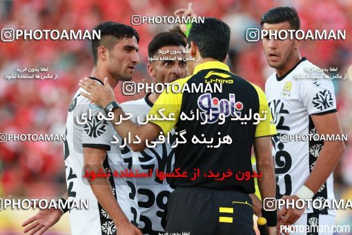 378925, Tehran, Iran, لیگ برتر فوتبال ایران، Persian Gulf Cup، Week 30، Second Leg، Persepolis 2 v 1 Rah Ahan on 2016/05/13 at Azadi Stadium