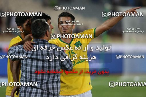 583884, Tehran, [*parameter:4*], لیگ برتر فوتبال ایران، Persian Gulf Cup، Week 3، First Leg، Esteghlal 0 v 2 Sanat Naft Abadan on 2016/08/05 at Azadi Stadium