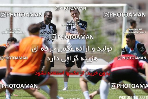 446907, Tehran, Iran, Iran Football Team Training Session on 2016/05/23 at Research Institute of Petroleum Industry