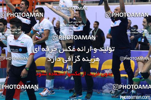 458131, مرحله نیمه نهایی  مسابقات والیبال قهرمانی مردان آسیا 2015، ، تهران، سالن دوازده هزار نفری ورزشگاه آزادی، 1394/05/16، ایران ۳ -  چین ۲