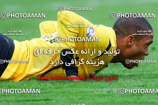 601909, Isfahan, [*parameter:4*], لیگ برتر فوتبال ایران، Persian Gulf Cup، Week 11، First Leg، Sepahan 1 v 1 Foulad Khouzestan on 2016/11/24 at Naghsh-e Jahan Stadium