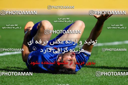 609216, Isfahan, , جام حذفی فوتبال ایران, 1/16 stage, Khorramshahr Cup, Sepahan 1 v 0 Pars Jonoubi Jam on 2016/11/04 at Naghsh-e Jahan Stadium