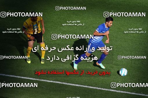 609209, Isfahan, , جام حذفی فوتبال ایران, 1/16 stage, Khorramshahr Cup, Sepahan 1 v 0 Pars Jonoubi Jam on 2016/11/04 at Naghsh-e Jahan Stadium