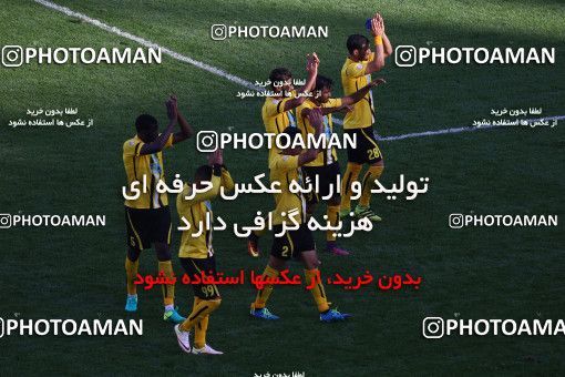 609229, Isfahan, , جام حذفی فوتبال ایران, 1/16 stage, Khorramshahr Cup, Sepahan 1 v 0 Pars Jonoubi Jam on 2016/11/04 at Naghsh-e Jahan Stadium