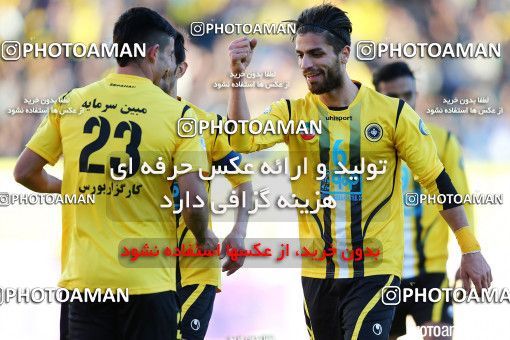 479220, Isfahan, [*parameter:4*], لیگ برتر فوتبال ایران، Persian Gulf Cup، Week 13، First Leg، Sepahan 4 v 1 Saba on 2016/12/09 at Naghsh-e Jahan Stadium