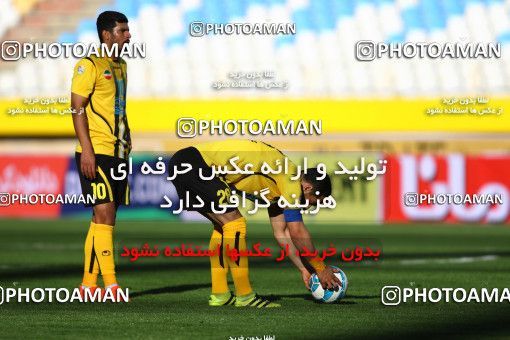 612689, Isfahan, [*parameter:4*], لیگ برتر فوتبال ایران، Persian Gulf Cup، Week 13، First Leg، Sepahan 4 v 1 Saba on 2016/12/09 at Naghsh-e Jahan Stadium