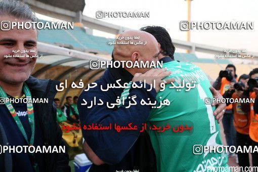517729, Tehran, [*parameter:4*], لیگ برتر فوتبال ایران، Persian Gulf Cup، Week 20، Second Leg، Naft Tehran 1 v 0 Esteghlal on 2016/02/14 at Takhti Stadium