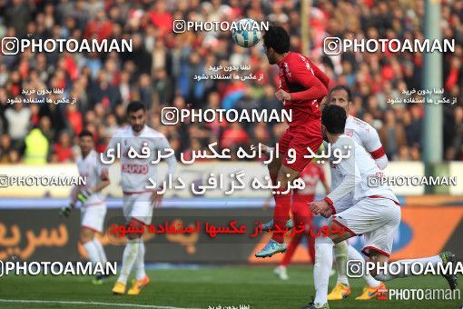 519353, Tehran, [*parameter:4*], لیگ برتر فوتبال ایران، Persian Gulf Cup، Week 20، Second Leg، Persepolis 2 v 0 Tractor Sazi on 2017/02/05 at Azadi Stadium