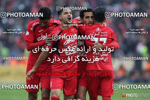 519374, Tehran, [*parameter:4*], لیگ برتر فوتبال ایران، Persian Gulf Cup، Week 20، Second Leg، Persepolis 2 v 0 Tractor Sazi on 2017/02/05 at Azadi Stadium