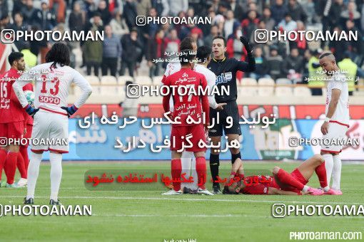 518964, Tehran, [*parameter:4*], لیگ برتر فوتبال ایران، Persian Gulf Cup، Week 20، Second Leg، Persepolis 2 v 0 Tractor Sazi on 2017/02/05 at Azadi Stadium