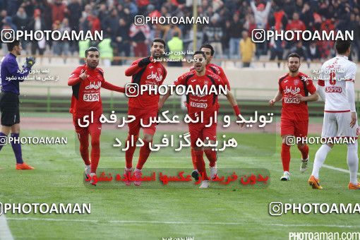 518623, Tehran, [*parameter:4*], لیگ برتر فوتبال ایران، Persian Gulf Cup، Week 20، Second Leg، Persepolis 2 v 0 Tractor Sazi on 2017/02/05 at Azadi Stadium