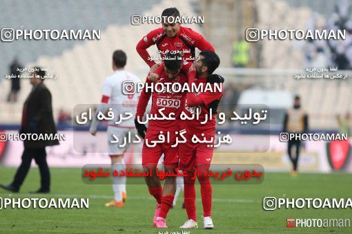 519402, Tehran, [*parameter:4*], لیگ برتر فوتبال ایران، Persian Gulf Cup، Week 20، Second Leg، Persepolis 2 v 0 Tractor Sazi on 2017/02/05 at Azadi Stadium