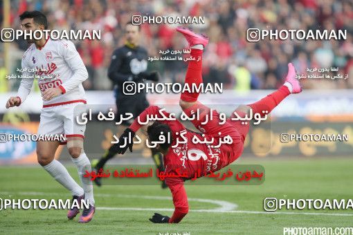 519275, Tehran, [*parameter:4*], لیگ برتر فوتبال ایران، Persian Gulf Cup، Week 20، Second Leg، Persepolis 2 v 0 Tractor Sazi on 2017/02/05 at Azadi Stadium