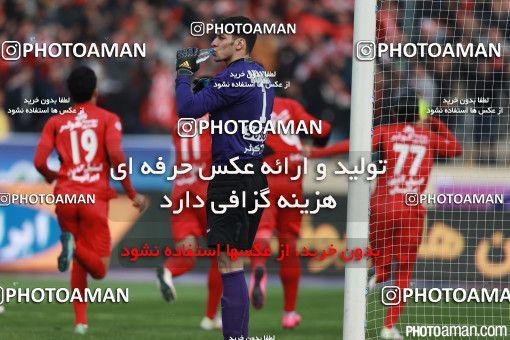 519851, Tehran, [*parameter:4*], لیگ برتر فوتبال ایران، Persian Gulf Cup، Week 20، Second Leg، Persepolis 2 v 0 Tractor Sazi on 2017/02/05 at Azadi Stadium