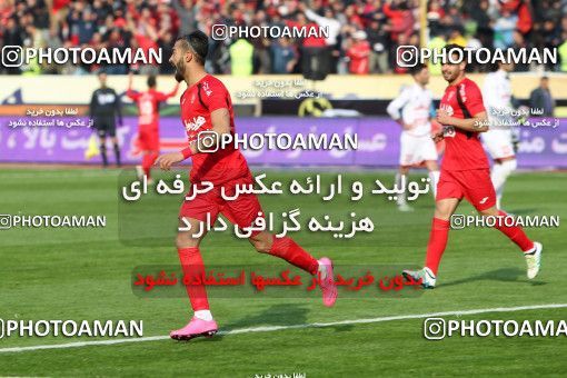 650685, Tehran, [*parameter:4*], لیگ برتر فوتبال ایران، Persian Gulf Cup، Week 20، Second Leg، Persepolis 2 v 0 Tractor Sazi on 2017/02/05 at Azadi Stadium