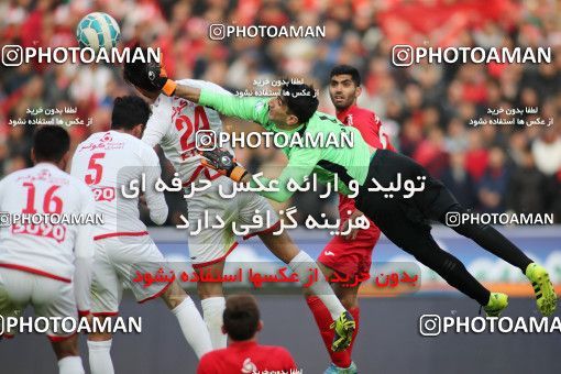650748, Tehran, [*parameter:4*], لیگ برتر فوتبال ایران، Persian Gulf Cup، Week 20، Second Leg، Persepolis 2 v 0 Tractor Sazi on 2017/02/05 at Azadi Stadium