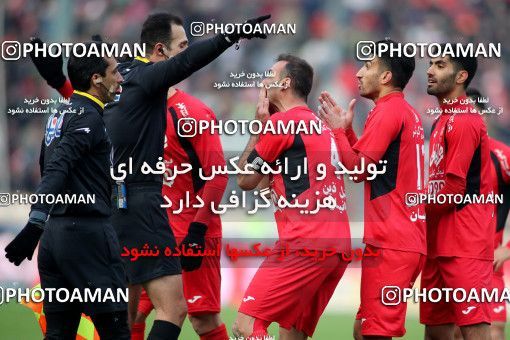 650692, Tehran, [*parameter:4*], لیگ برتر فوتبال ایران، Persian Gulf Cup، Week 20، Second Leg، Persepolis 2 v 0 Tractor Sazi on 2017/02/05 at Azadi Stadium