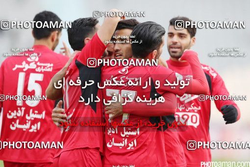 518604, Tehran, [*parameter:4*], لیگ برتر فوتبال ایران، Persian Gulf Cup، Week 20، Second Leg، Persepolis 2 v 0 Tractor Sazi on 2017/02/05 at Azadi Stadium