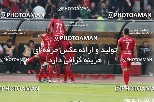 518664, Tehran, [*parameter:4*], لیگ برتر فوتبال ایران، Persian Gulf Cup، Week 20، Second Leg، Persepolis 2 v 0 Tractor Sazi on 2017/02/05 at Azadi Stadium