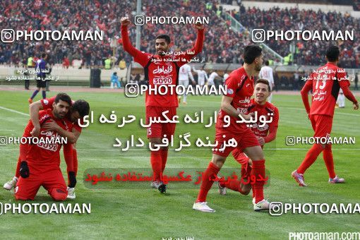 518640, Tehran, [*parameter:4*], لیگ برتر فوتبال ایران، Persian Gulf Cup، Week 20، Second Leg، Persepolis 2 v 0 Tractor Sazi on 2017/02/05 at Azadi Stadium
