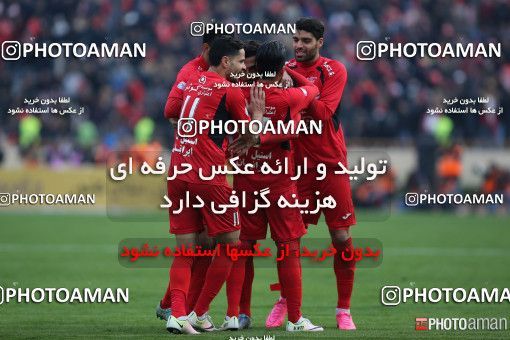 519368, Tehran, [*parameter:4*], لیگ برتر فوتبال ایران، Persian Gulf Cup، Week 20، Second Leg، Persepolis 2 v 0 Tractor Sazi on 2017/02/05 at Azadi Stadium