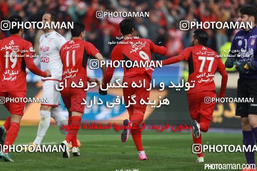 519848, Tehran, [*parameter:4*], لیگ برتر فوتبال ایران، Persian Gulf Cup، Week 20، Second Leg، Persepolis 2 v 0 Tractor Sazi on 2017/02/05 at Azadi Stadium