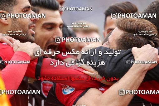 558762, Tehran, Iran, لیگ برتر فوتبال ایران، Persian Gulf Cup، Week 21، Second Leg، Esteghlal 3 v 2 Persepolis on 2017/02/12 at Azadi Stadium