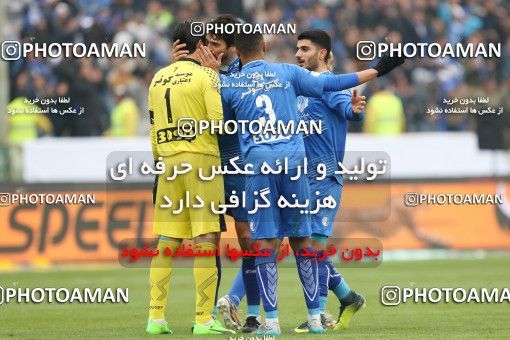 558758, Tehran, Iran, لیگ برتر فوتبال ایران، Persian Gulf Cup، Week 21، Second Leg، Esteghlal 3 v 2 Persepolis on 2017/02/12 at Azadi Stadium