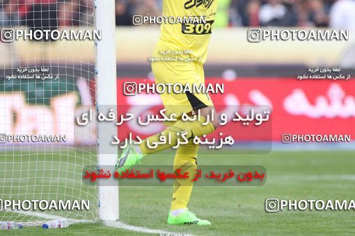 558881, Tehran, Iran, لیگ برتر فوتبال ایران، Persian Gulf Cup، Week 21، Second Leg، Esteghlal 3 v 2 Persepolis on 2017/02/12 at Azadi Stadium