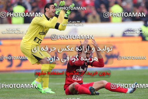 558823, Tehran, Iran, لیگ برتر فوتبال ایران، Persian Gulf Cup، Week 21، Second Leg، Esteghlal 3 v 2 Persepolis on 2017/02/12 at Azadi Stadium