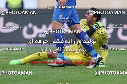 558585, Tehran, Iran, لیگ برتر فوتبال ایران، Persian Gulf Cup، Week 21، Second Leg، Esteghlal 3 v 2 Persepolis on 2017/02/12 at Azadi Stadium