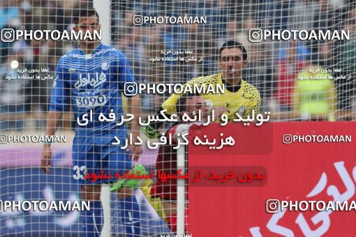 558961, Tehran, Iran, لیگ برتر فوتبال ایران، Persian Gulf Cup، Week 21، Second Leg، Esteghlal 3 v 2 Persepolis on 2017/02/12 at Azadi Stadium