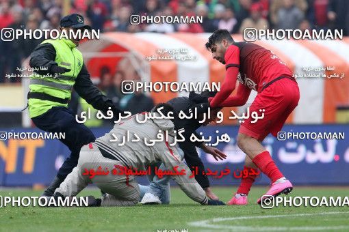 558738, Tehran, Iran, لیگ برتر فوتبال ایران، Persian Gulf Cup، Week 21، Second Leg، Esteghlal 3 v 2 Persepolis on 2017/02/12 at Azadi Stadium